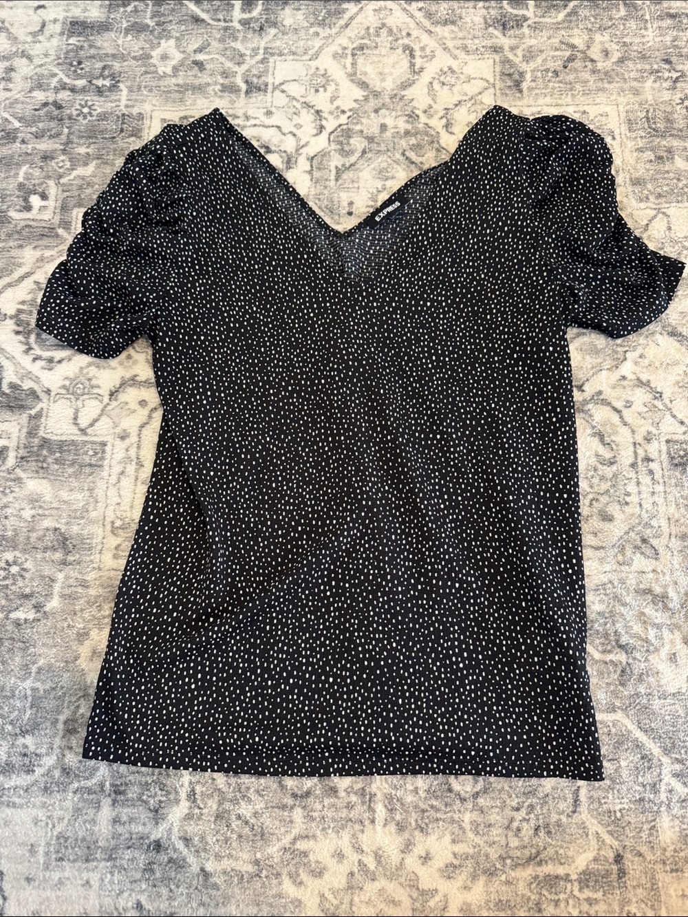 Express Black V-Neck Polka Dot Puff Sleeve Top